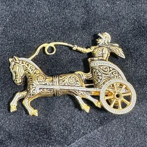 HTF🔥Vtg signed Spain Damascene Roman Chariot Spinning Wheel Accent Brooch